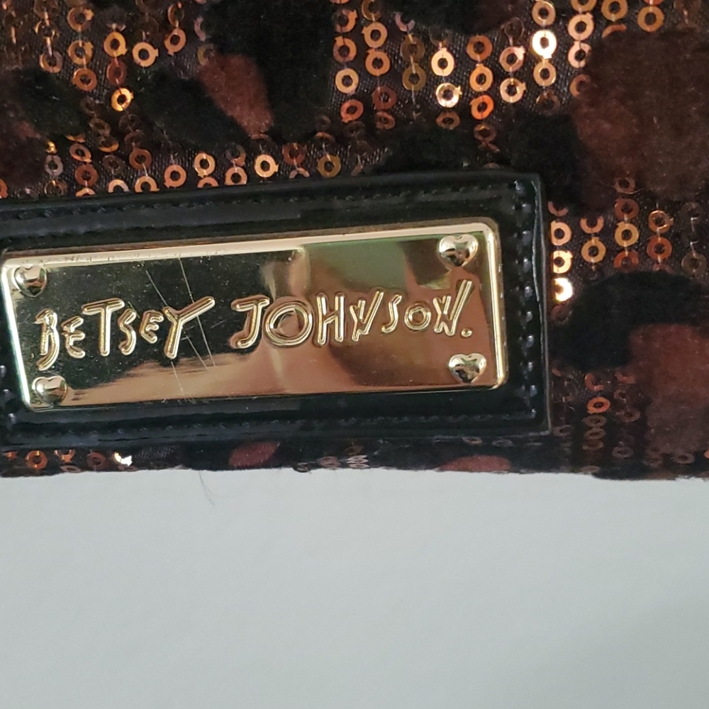 Purse - Picture 2 of 6